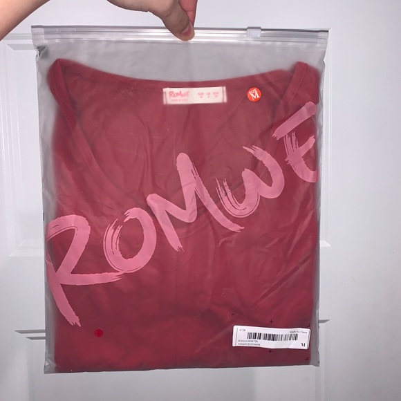 Drawstring Rutched Crop Top - Picture 8 of 13